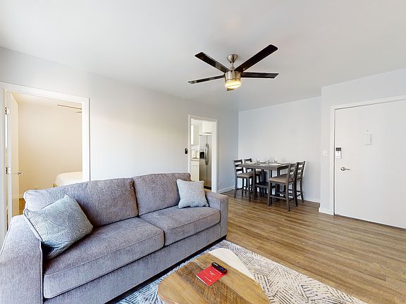 3rd image of 1641 N Poinsettia Pl #12
