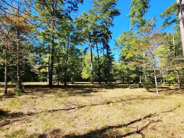 136 Sandy Point Drive, Beaufort, NC 28516