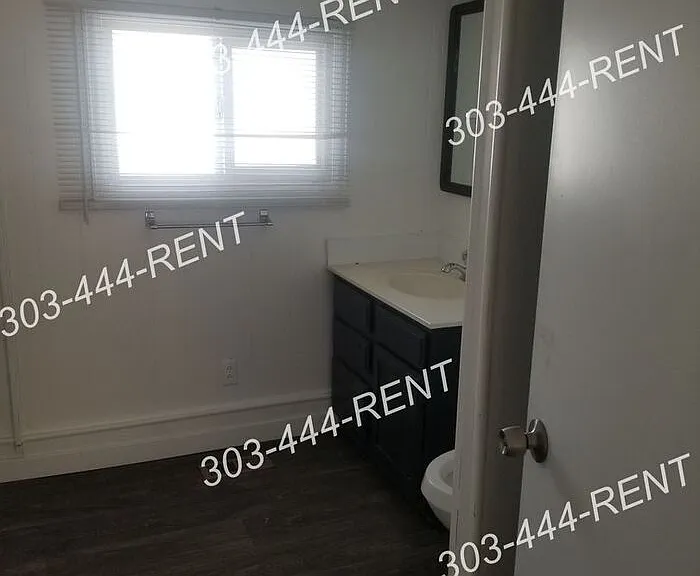 721 Glen Moor St — Photo 11