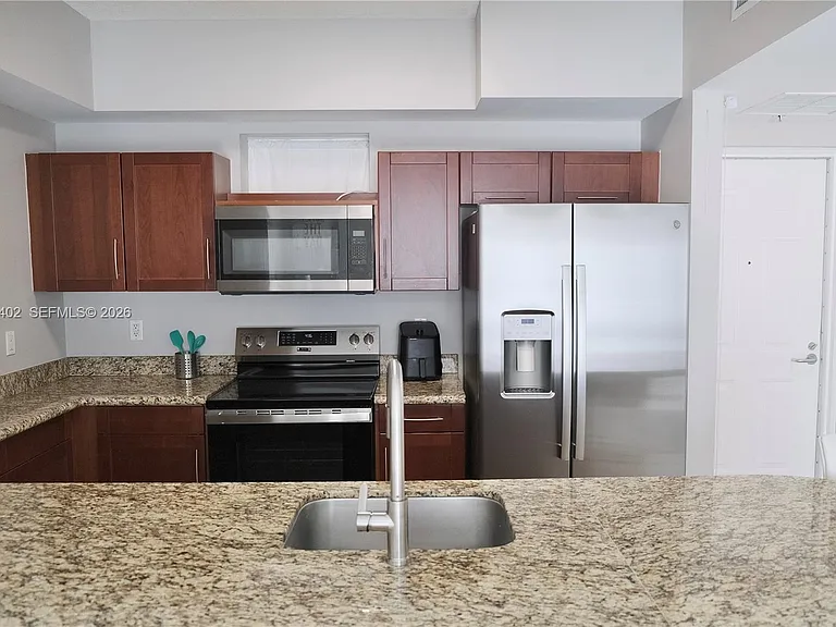 7275 SW 90th St #C409 — Photo 7