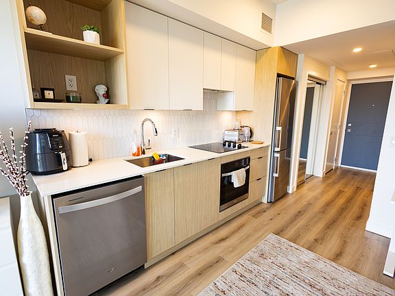 5th image of 1488 Bertram St #3007