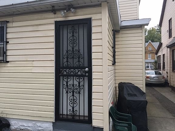 2nd image of 113-23 207 St #Qns