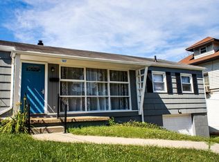 1617 Crestmont Dr, Huntington, WV 25701