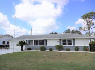 827 Fox Hills Dr, Sun City Center, FL 33573