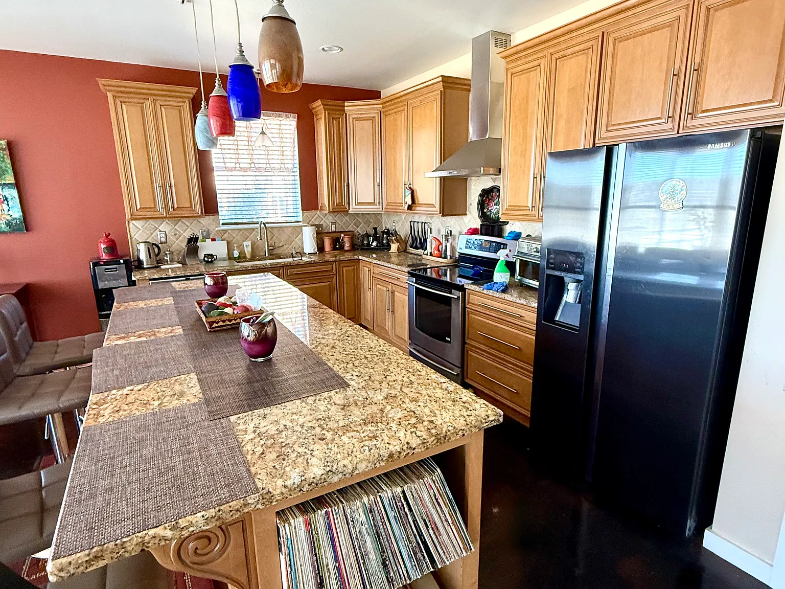 3 bed, 2.5 bath, 2944 sqft, $2,200 — Photo 4