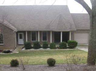 206 Bluffwood Dr, Danville, KY 40422