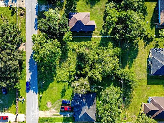 5th image of 13206 Ash Ave