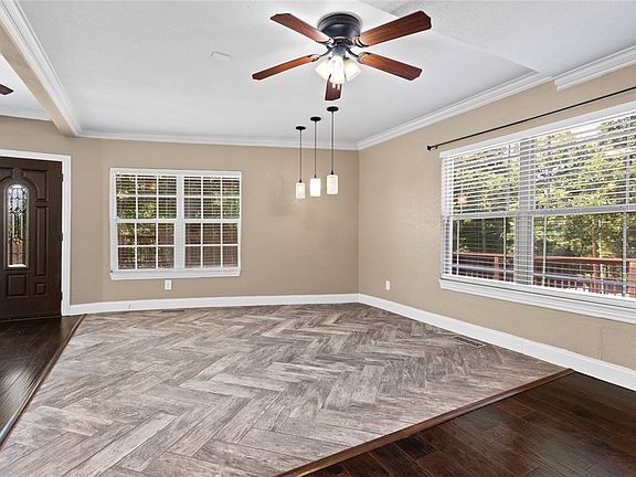 3rd image of 13924 La Faye Dr