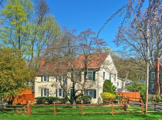 204 Church Hill Rd, Fairfield, CT 06825