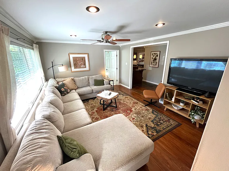 3610 Oakland Ct — Photo 16