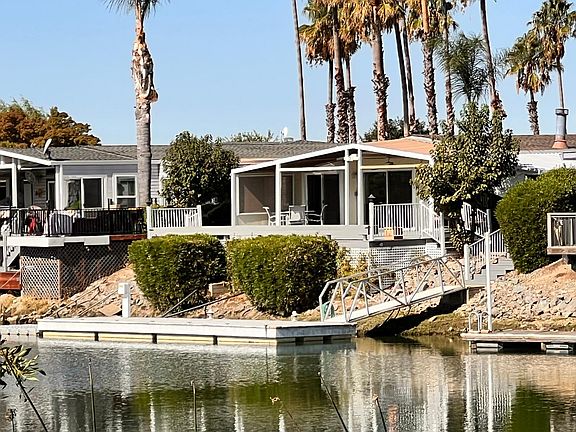 5th image of 141 Oxbow Marina Drive