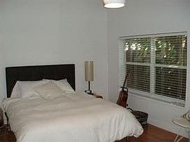 3rd image of 177 NE 88th St