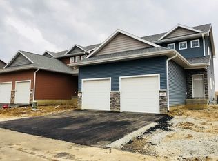 125-127 Harvey Dr, Waterloo, IA 50701