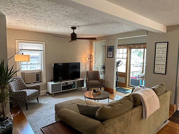 4th image of 2725 Aldrich Ave S #2