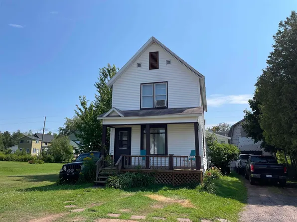 57618 Caledonia St, Calumet, MI 49913