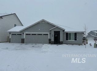 6695 E Silver Rdg, Boise, ID 83716