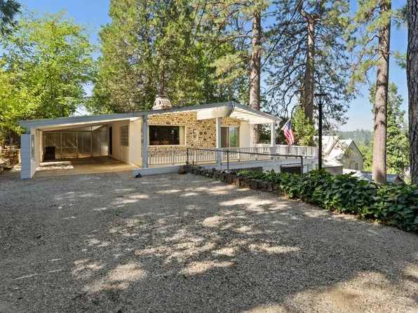 608 Kate Hayes St, Grass Valley, CA 95945
