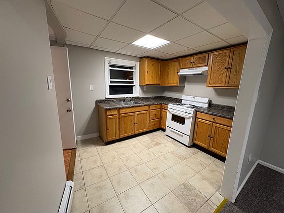 3rd image of 276 Ridge Rd Floor 2