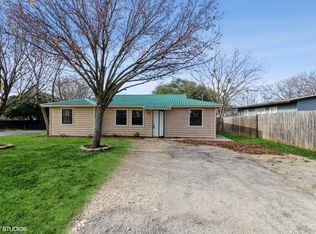 1801 N Colorado St, Decatur, TX 76234