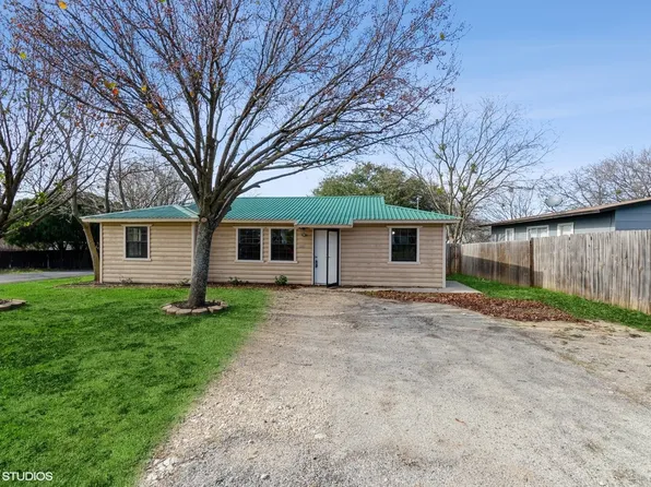 1801 N Colorado St, Decatur, TX 76234