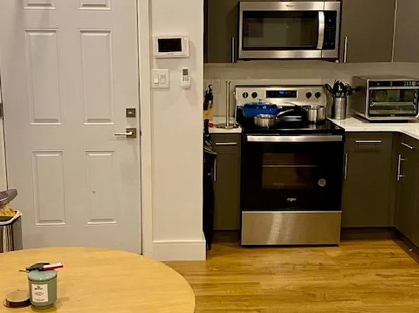 924 N 5th St, Philadelphia, PA