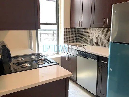 Rented by Uptown Flats LLC | media 9