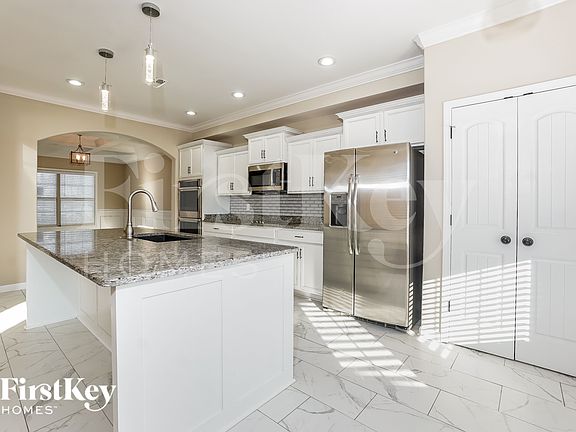 4th image of 1532 Osage Ct