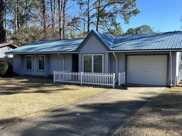 1305 Edenfield Dr, Fort Walton Beach, FL 32547