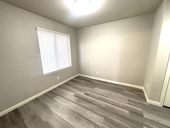 4th image of 6425 Jackson Spring Rd