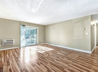 798 Eves Dr #2R, Hillsborough Twp., NJ 08844