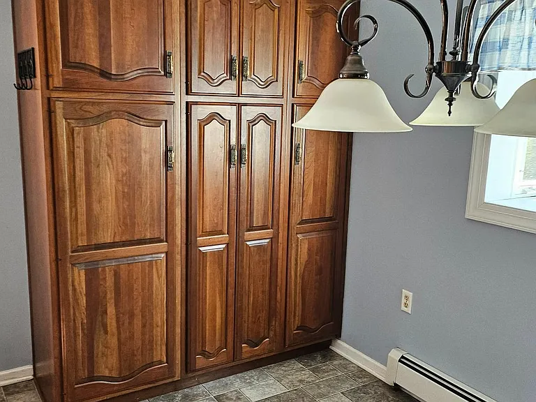242 S Sugan Rd — Photo 11