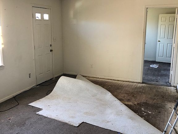 4th image of 734 S Liberty St