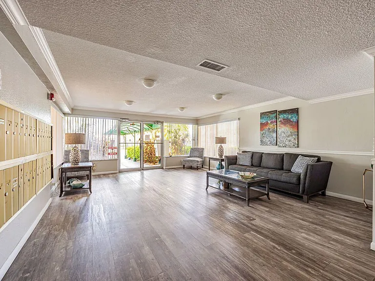 22605 SW 66th Ave #206 — Photo 21