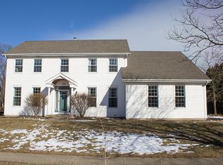 310 Dunleer Dr, Cary, IL 60013