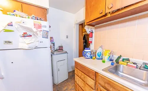 424 W Saginaw St #1 Photo 1