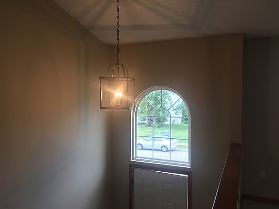 2nd image of 2489 Hilliard Dr