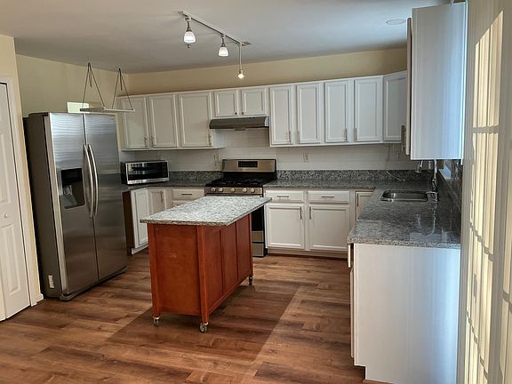 2nd image of 9711 Bon Haven Ln