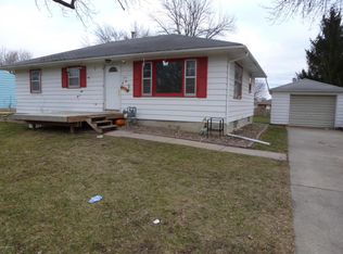 1314 Briarwood Dr, Albert Lea, MN 56007