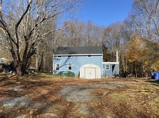 74 Hoxsie Rd, Richmond, RI 02892