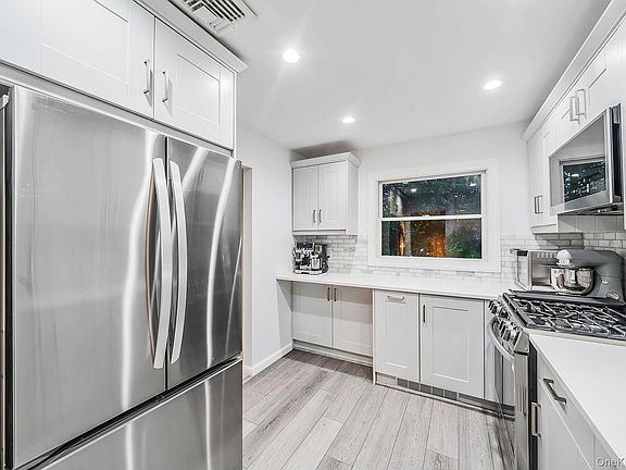 5th image of 505 Hawkins Road