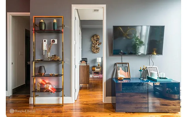 Rented by Douglas Elliman | media 14