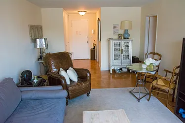 Rented by Nest Seekers International