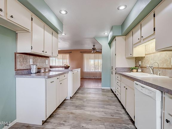 5th image of 16417 N 111TH Avenue