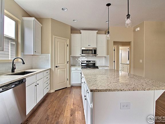 4th image of 3318 Borrossa St