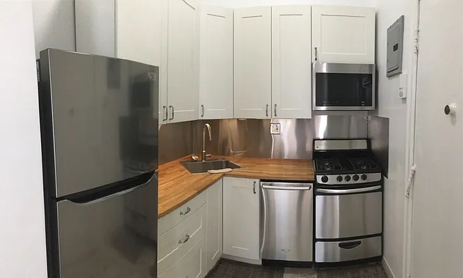 Rented by Kain Realty | media 21