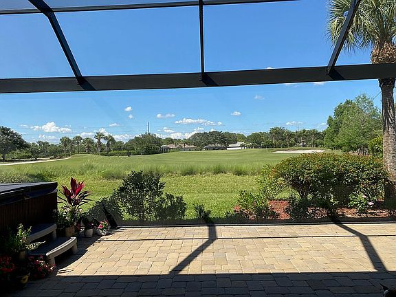 Lanai View of golf course