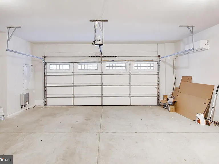 517 Windboard Way — Photo 42