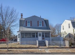 118 Oak St, Springfield, MA 01151