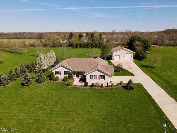 10323 Smith Rd, Litchfield, OH 44253