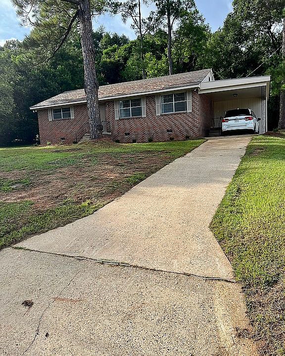 Brick home on a quiet lot